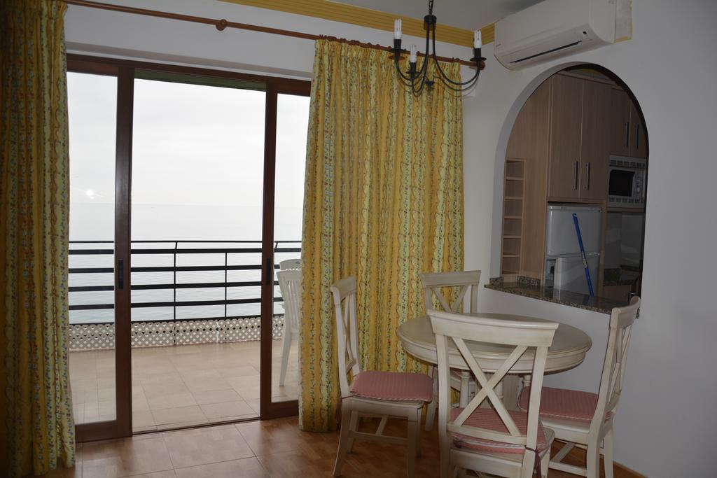 Apartamentos Mediterraneo Marbellac Extérieur photo