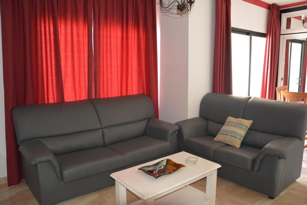 Apartamentos Mediterraneo Marbellac Extérieur photo