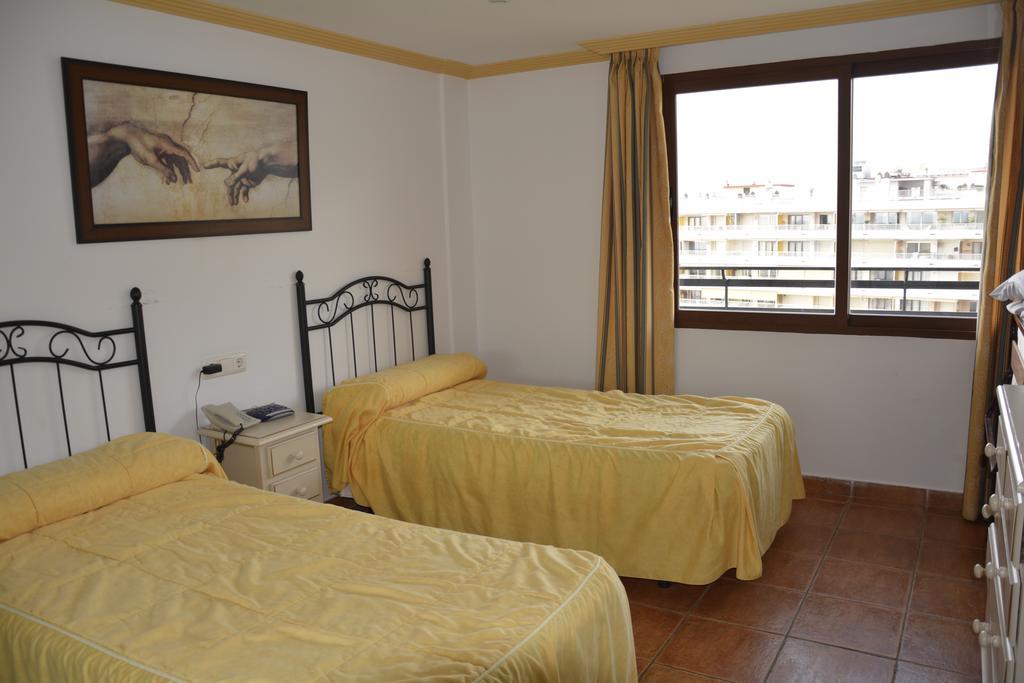 Apartamentos Mediterraneo Marbellac Extérieur photo